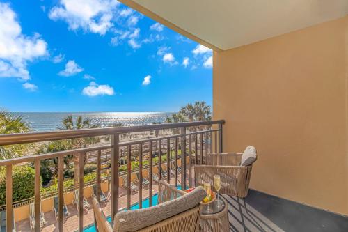 Oceanfront 1Bedroom Suite Sleeps 6 Holiday Pavilion Condominium Tower 311 in Myrtle Beach, USA