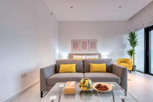 Maison Privee - Luxury, Spacious, Modern Near Burj Khalifa and Dubai Canal, Dubaj (fotografie 9)