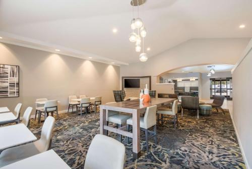 Előcsarnok, Sonesta ES Suites Reno near Bartley-birtok Park