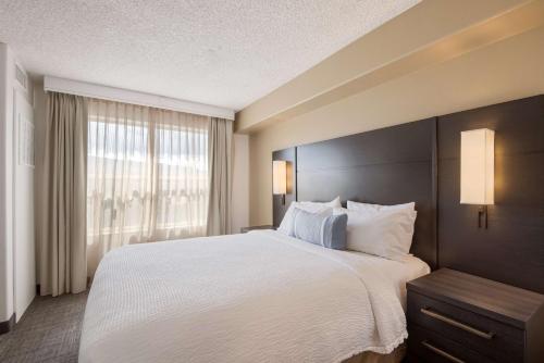 Sonesta ES Suites Reno - image 14