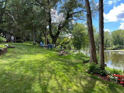 Breezeway Bay - Waterfront Full House - Wisconsin Dells