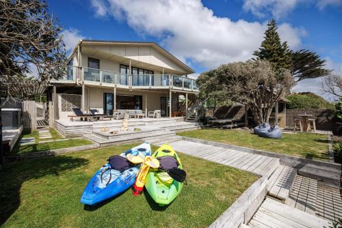 Hotellet från utsidan, The Big Bach in Paraparaumu