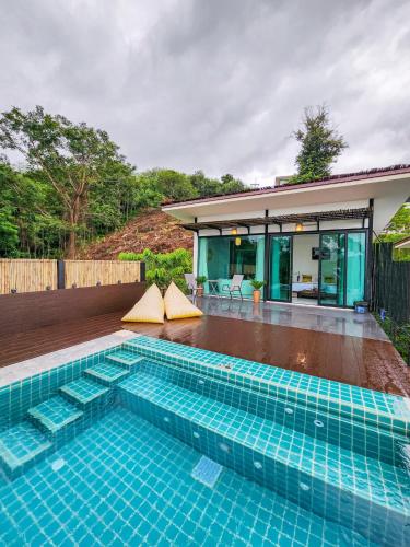 Caligo Resort