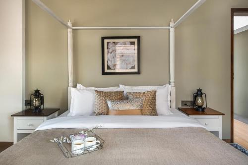 Sunshine Brooks by StayVista - Experience modern & plush interiors, A private outdoor pool,A quaint gazebo & Indoor games, Panchgani (fotografie 7)