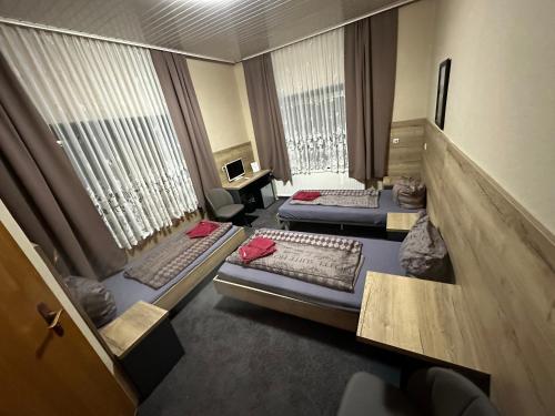 Hotel Pension Pamina - image 5