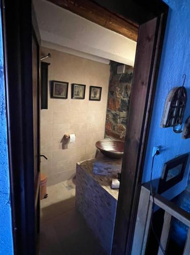 Rock Dandy Mountain House – Agios Athanasios, ND
