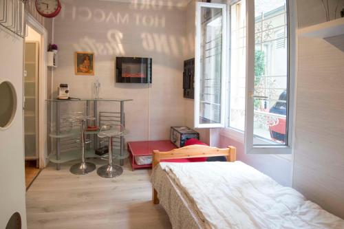 Nice studio for 2 in the heart of Paris