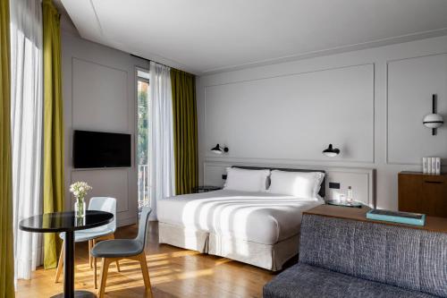 Junior Suite image 2