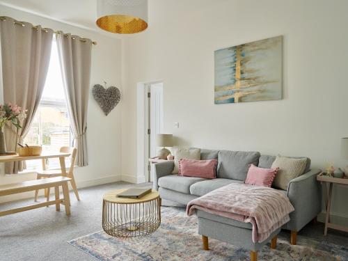 Picture of Curb Properties - Super 2 Bed Apartment 5 Min From Town Centre