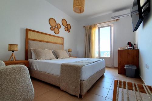 Sarakiniko Rooms 5