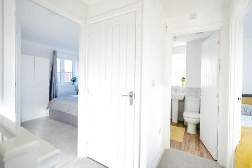 Bathroom, Fortified Three Bedroom Home Bristol in Avonmouth and Lawrence Weston