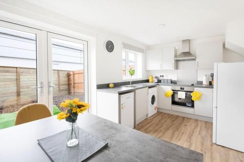 Kitchen, Fortified Three Bedroom Home Bristol in Avonmouth and Lawrence Weston