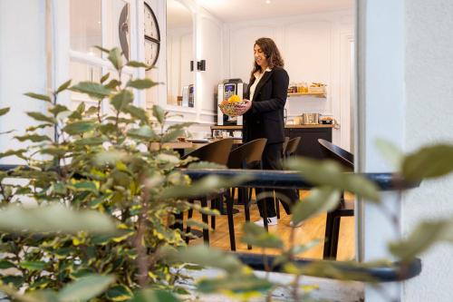 Nord Est Hotel - image 2