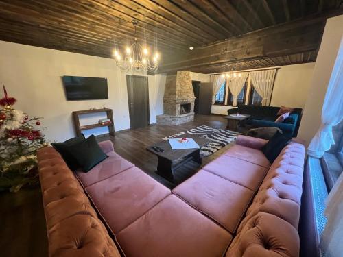 Vladimirov's House Kovachevitsa , Цяла къща in Kovachevitsa