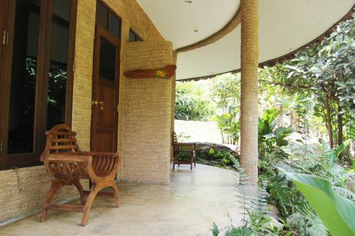 Forest Falls Garden Maerim Chiangmai