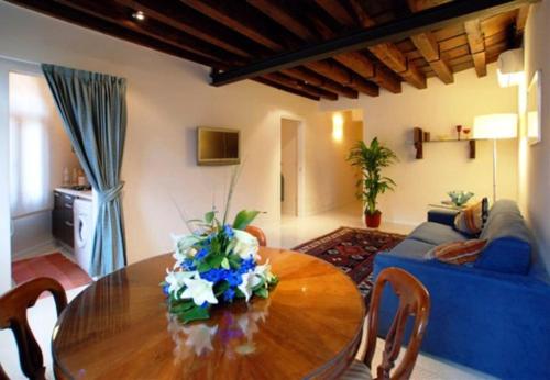 Sarai Apartments - image 11