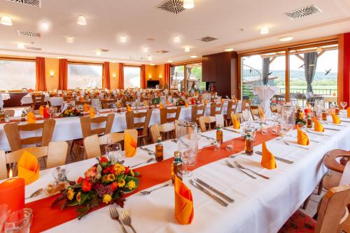 Restoran, Landgasthof 'Zur Quelle' in Wachtersbach