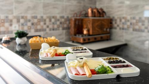 Ēdiens un dzērieni, KUMBAĞ ŞEHRİ SARAY APART OTEL (KUMBAG SEHRI SARAY APART OTEL) in Kumbağ