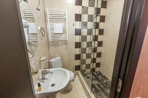 Hotel Old Tbilisi 5 rooms – Tbilisi, MA