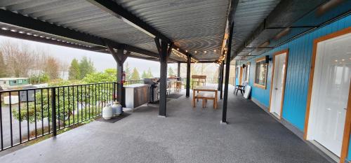 Meares Vista Inn 3