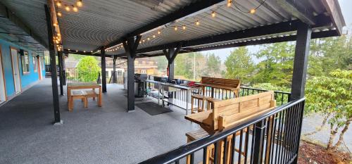 Meares Vista Inn 2