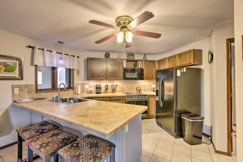 New Mexico Condo with Fireplace and Mountain View in Angel Fire, USA