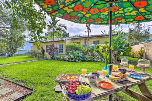 Biscayne Park Vacation Rental with Yard!