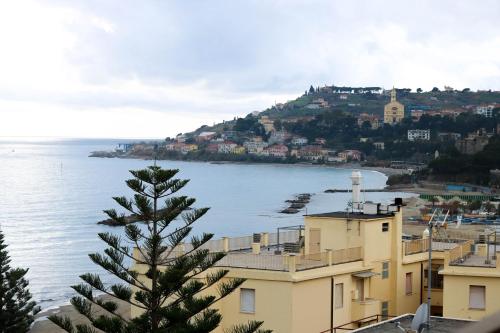 H11 [Arma Vista Mare Panoramica], Arma di Taggia (fotografie 4)