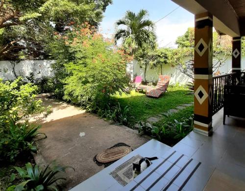 Attrezzature e servizi, Casa Hotel Sinkiling Gambia in Bijilo