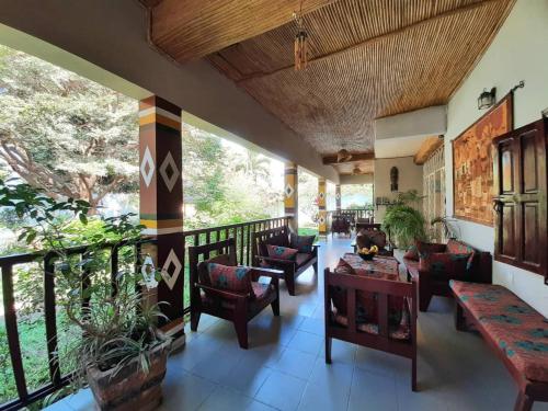 Attrezzature e servizi, Casa Hotel Sinkiling Gambia in Bijilo