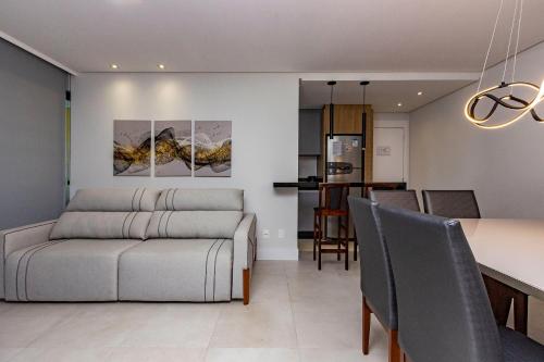 Adra 101 - Apartamento no centro de Bombinhas - Rooftop com piscina e academia - À poucos metros da praia., Bombinhas (foto 4)