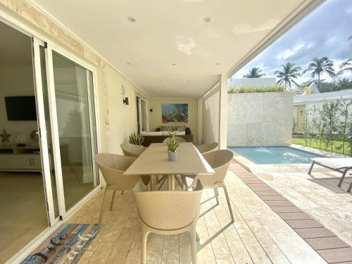 Fabulous villa in Green One M02