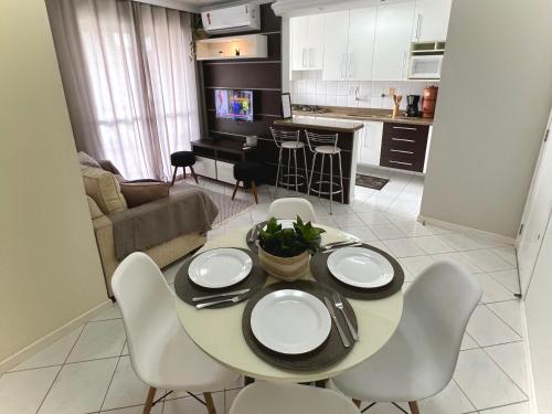 . Apartamento central c/ Garagem e Wi-fi