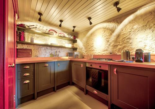 The Rock House - Terrace Apartment - in Heart of the City, Edinburgh (Foto 9)