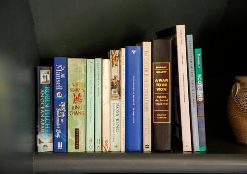 Picture of Rock House - Photographer