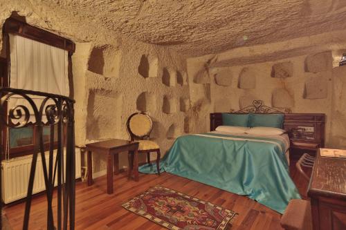 2 twin beds