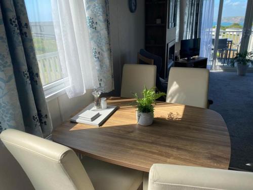 CP1 Caravan, Howelston Holiday Park, Haverfordwest (fotografie 7)