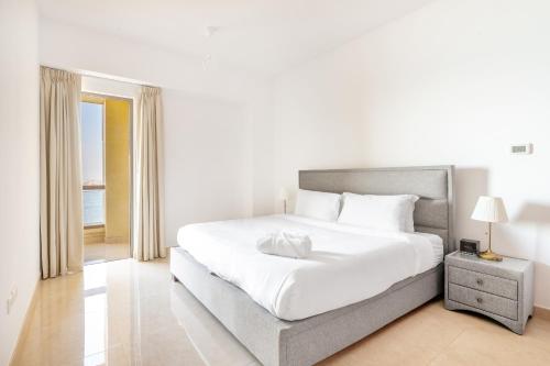 Deluxe Retreat In JBR - Million Dollar View - Balcony, Dubaï (photo 6)