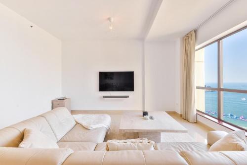 Deluxe Retreat In JBR - Million Dollar View - Balcony, Dubaï (photo 10)