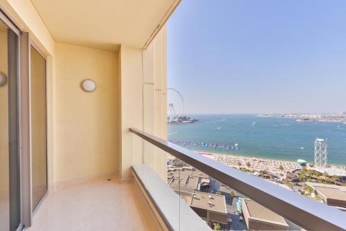 Deluxe Retreat In JBR - Million Dollar View - Balcony, Dubaï (photo 7)