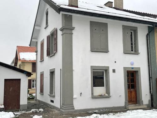 Charmante Maison Mitoyenne gîte à louer Le Castelou/ Le Cabri
