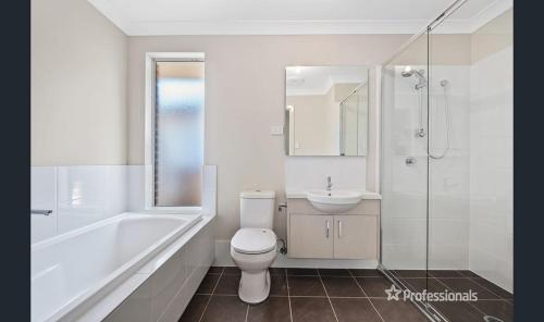 整套别墅出租 holiday house for rent