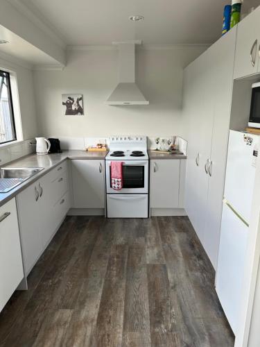 A Place in the Paddock in Matamata