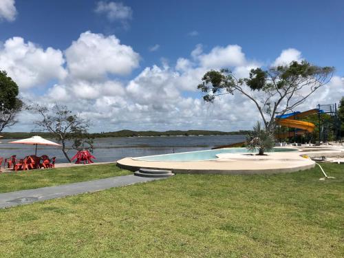Villa das aguas -Praia do saco -Próximo as lagoas dos Tambaquis e Mangue Seco -térreo