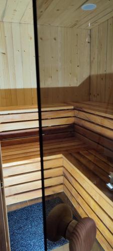 Сауна, Apartamenty Wilga spokojne miejsce z całorocznym wspólnym zewnętrznym jacuzzi i letnim basenem (Apartamenty Wilga - spokojne miejsce z cisza nocna od 22, calorocznym zewnetrznym wspolnym jacuzzi, ) in Уілга