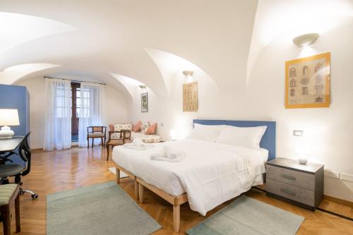 Two-Bedroom Apartment image 6
