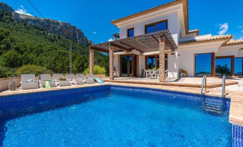 Villa Anis - Plusholidays - image 3