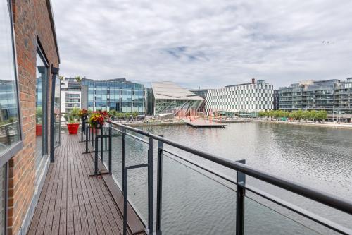 The Curve, Millennium Tower, Dublin (fotografie 10)