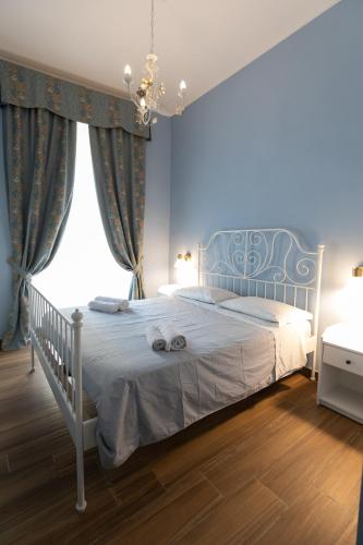 Palazzo del Principe Di Sangro 3 bedrooms 3 bathrooms & Terrace! - Tap to explore photos