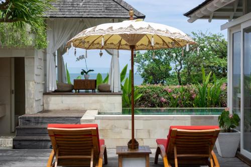 Beachfront 1 Bedroom Private Pool Honeymoon Villa in Seminyak